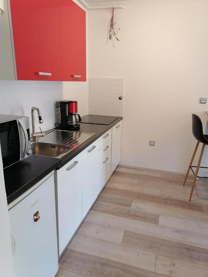 Apartman Ester Póla Kültér fotó