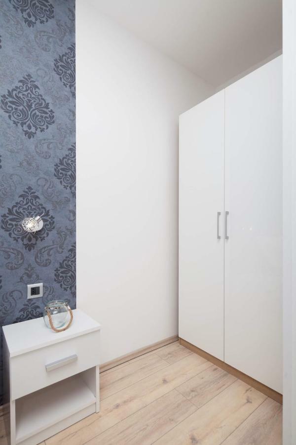 Apartman Ester Póla Kültér fotó