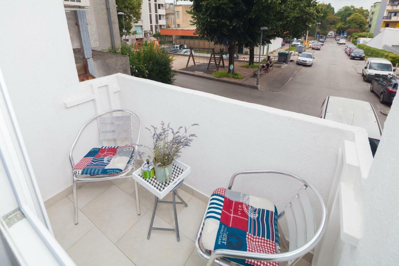 Apartman Ester Póla Kültér fotó
