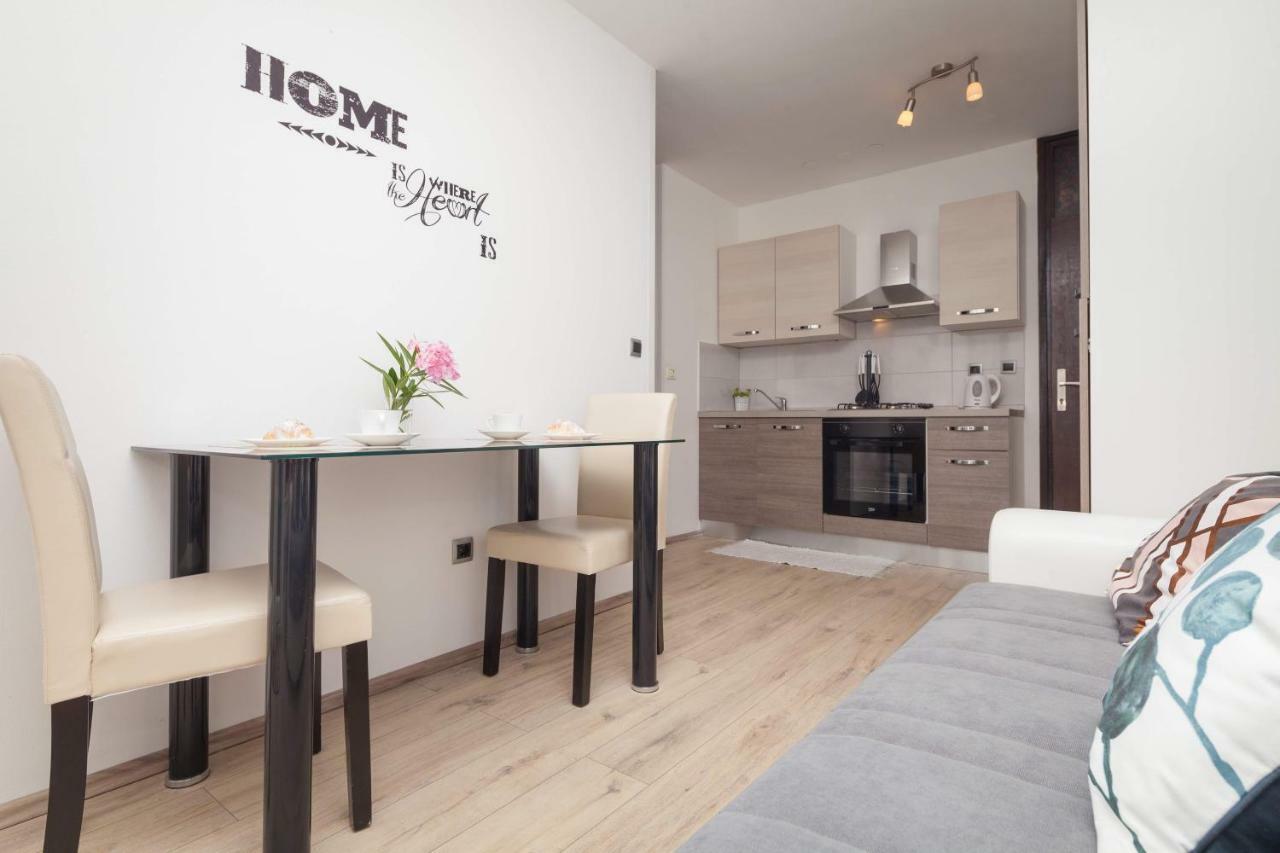 Apartman Ester Póla Kültér fotó