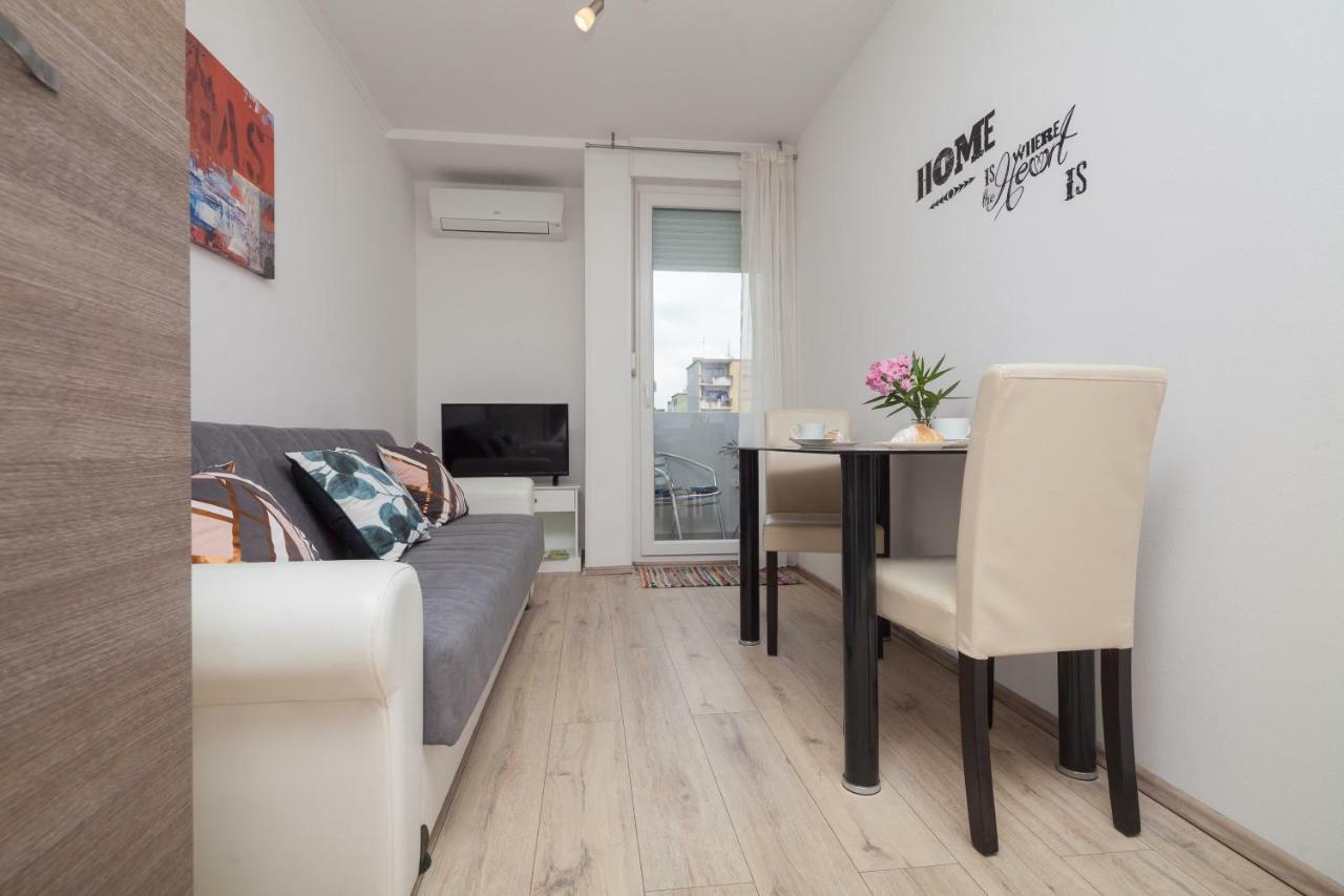 Apartman Ester Póla Kültér fotó