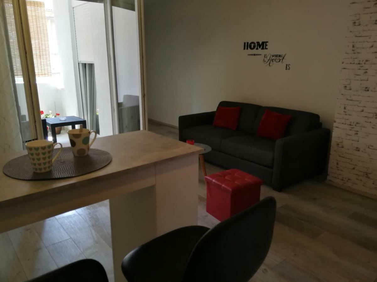 Apartman Ester Póla Kültér fotó