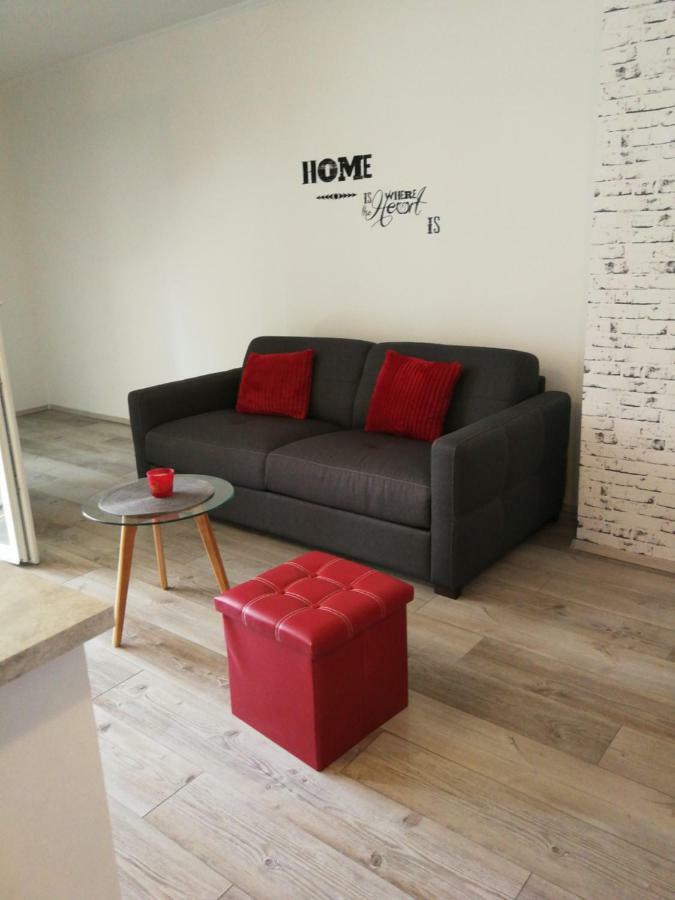 Apartman Ester Póla Kültér fotó